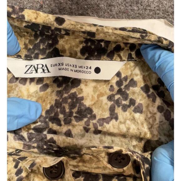 Zara Snake Print Button-Up Shirt XS - Picture 3 of 3